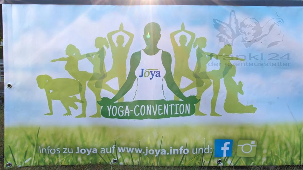 113-2018_06_10_VIE_Kapazuender - Joya Yoga Convention_Augarten/217_10_06_VIE_Kapazuender - Joya Yoga Convention_Augarten (23).jpg